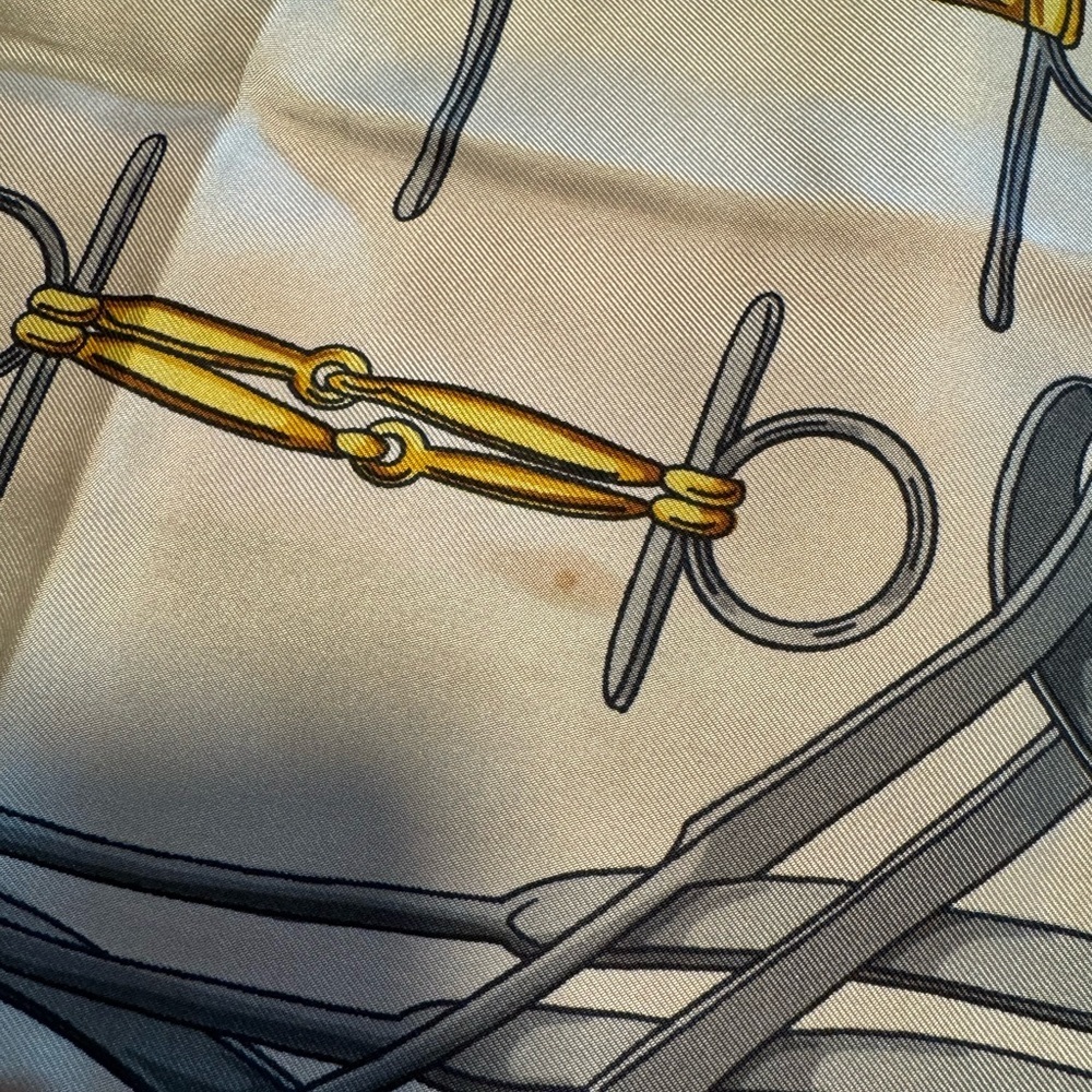 Celine Vintage 100% Silk Scarf Red Cream Gold - Picture 4 of 9